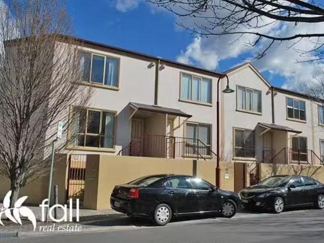 House for rent in Hobart