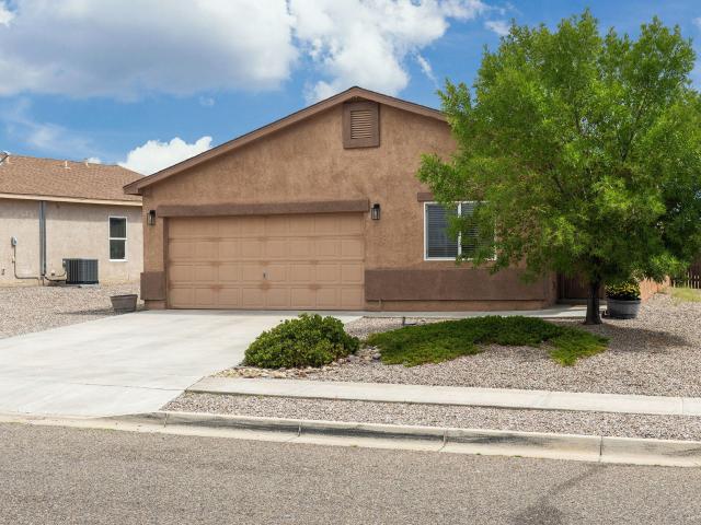 House for sale in Los Lunas, New Mexico