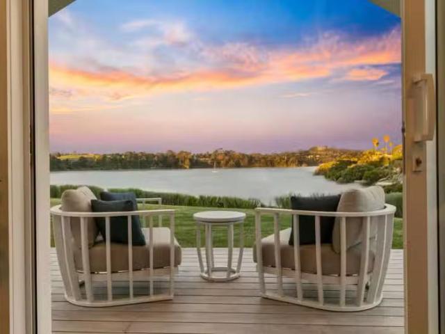 House for sale in Oratia, Oroua County