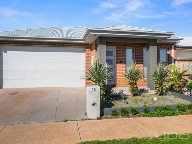 House for rent in Thornhill Park, Melbourne
