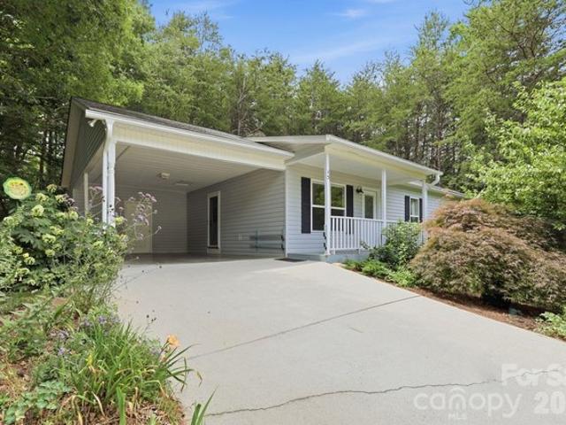 House for sale in Granite Falls, North Carolina