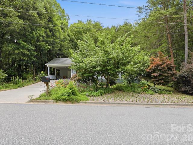House for sale in Granite Falls, North Carolina