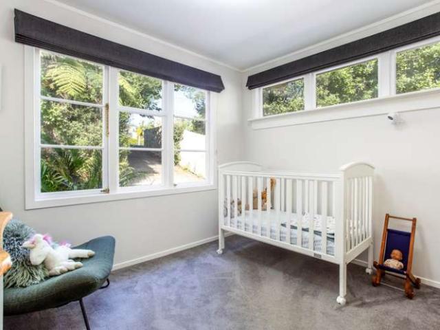 House for sale in Avondale