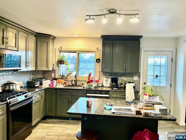 House for sale in Little Ferry, New Jersey