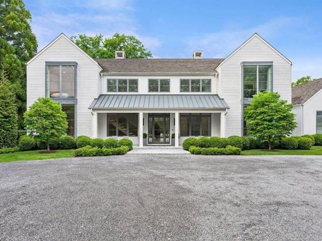 House for sale in Wainscott, New York