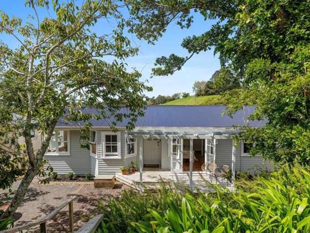House for rent in Mahurangi