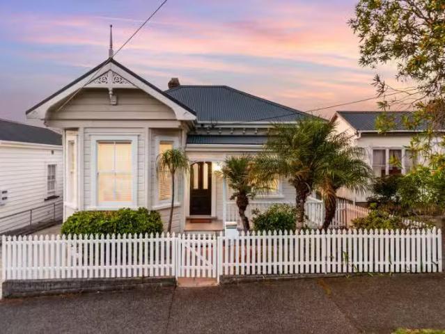 House for sale in Owhata