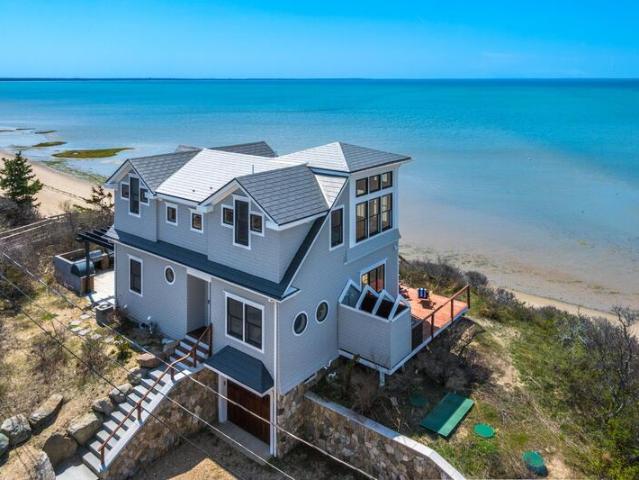 House for sale in Eastham