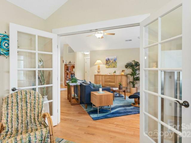 Townhouse for sale in Candler