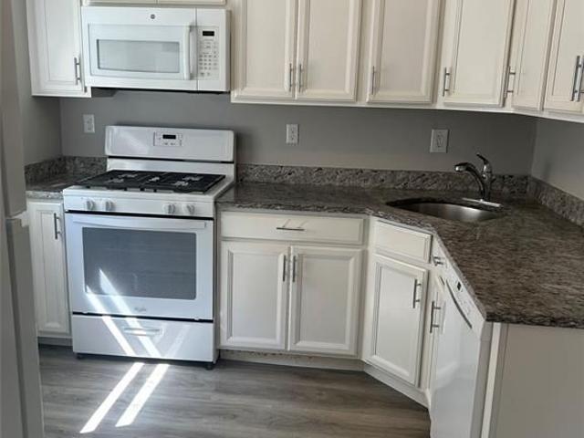 Duplex for rent in Westwood, New Jersey