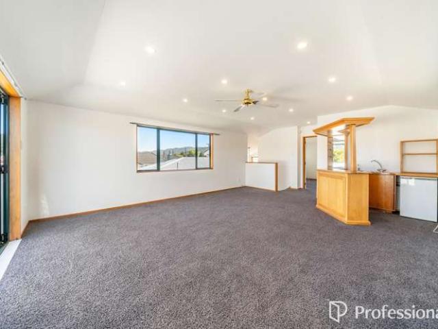 House for sale in Days Bay, Wellington