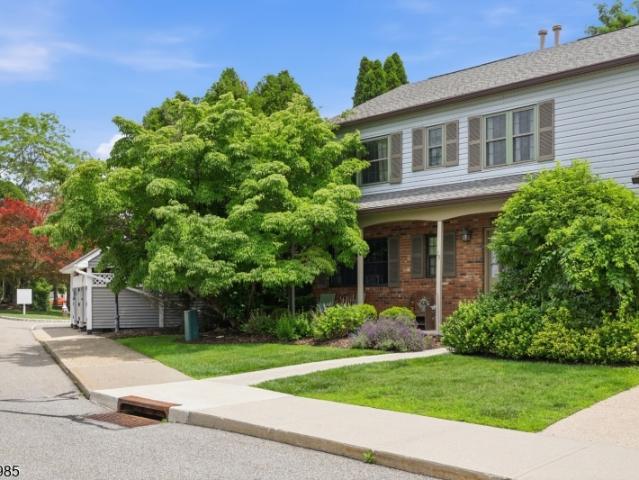Condo for sale in Allamuchy, New Jersey