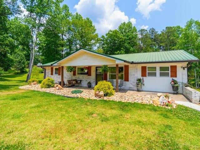 House for sale in Haralson, Georgia