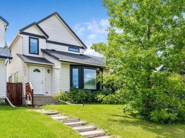 House for sale in Northwest, Alberta