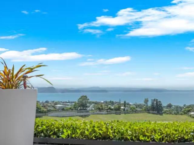 House for sale in Auckland, Oroua County