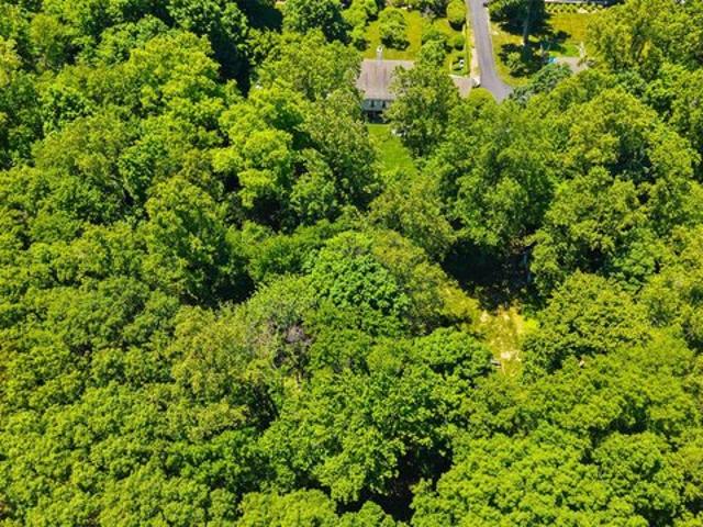 Land for sale in Pound Ridge, New York