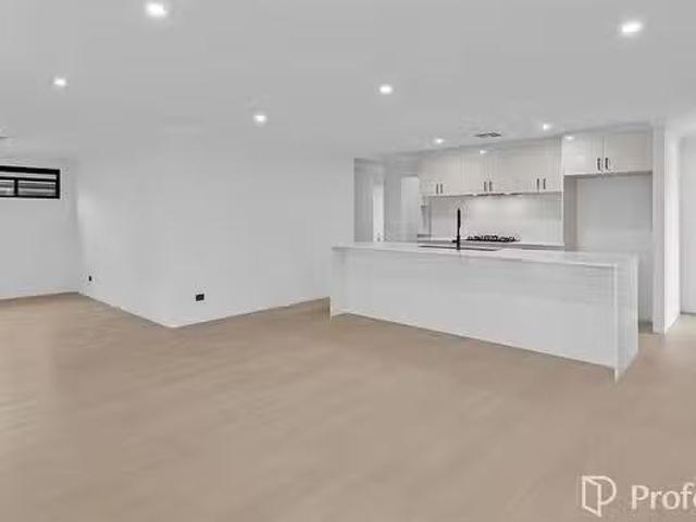 House for rent in High Wycombe, Western Australia