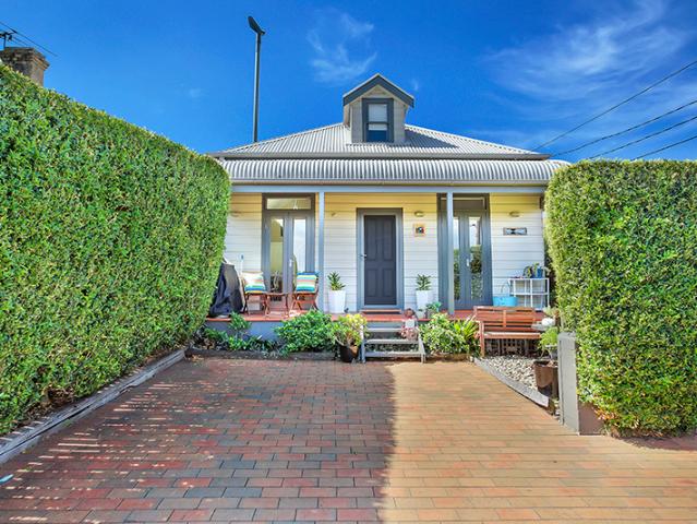 House for rent in Willoughby, New South Wales