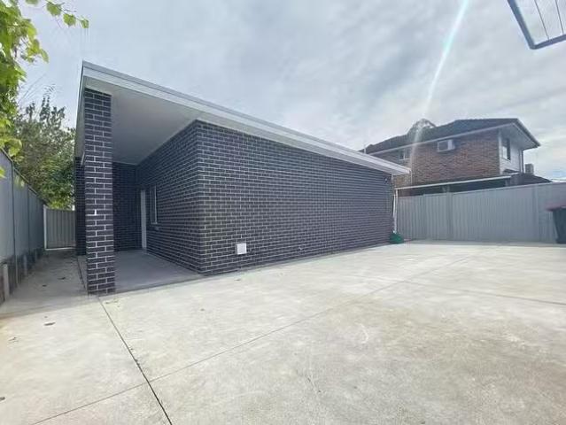 House for rent in Auburn