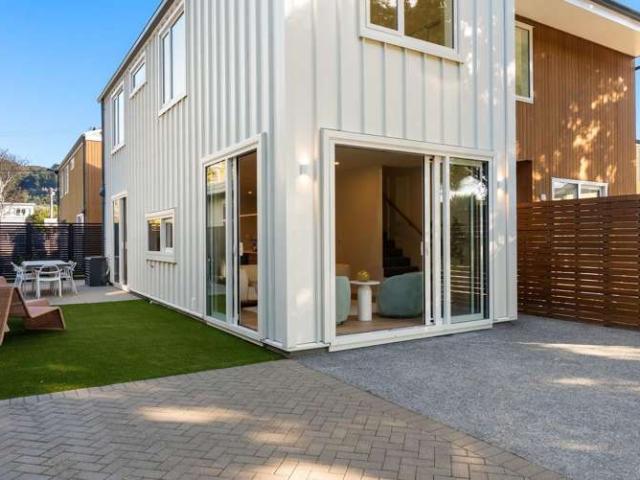 House for sale in Days Bay, Wellington