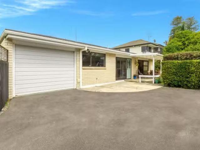 House for sale in Omokoroa, Bay Of Plenty