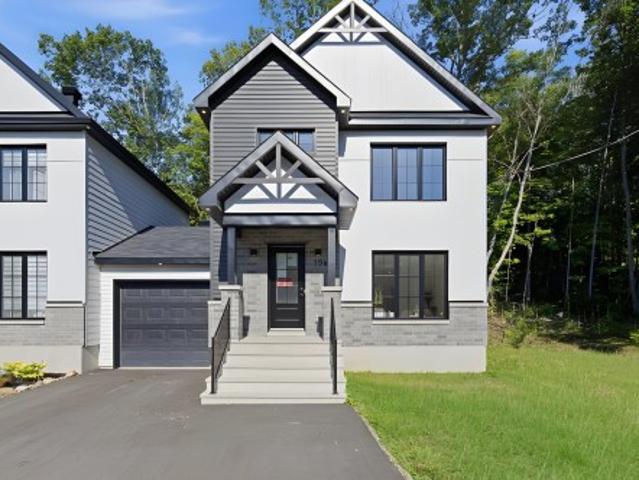 House for sale in Les Collines-de-l'outaouais, Quebec