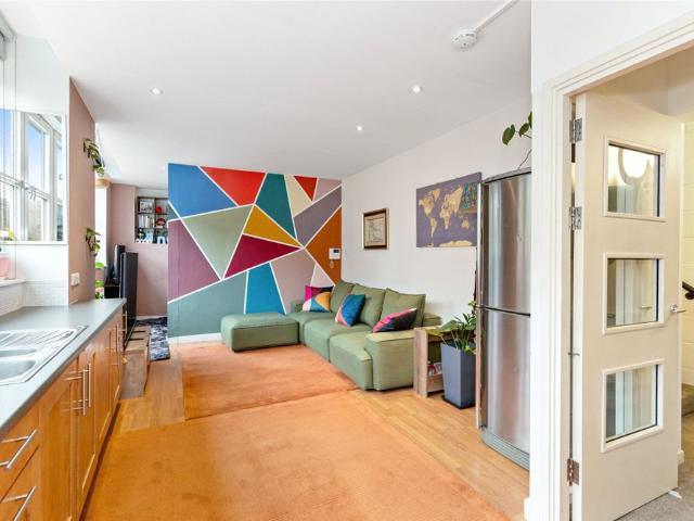 Apartment for rent in Silvermills, Scotland