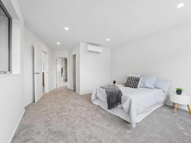 House for sale in Te Atatū Peninsula, Henderson-Massey