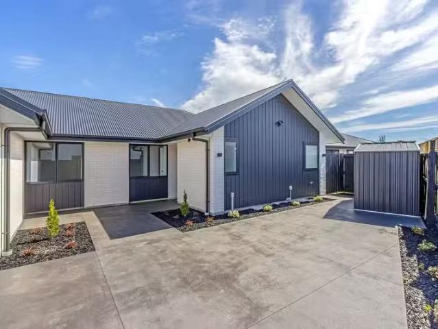 House for rent in Chaslands, Canterbury