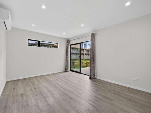 House for sale in Manurewa, Oroua County