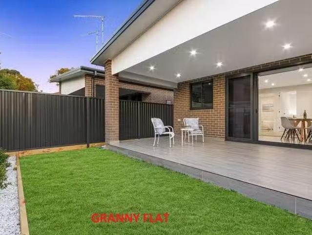 House for rent in Guildford