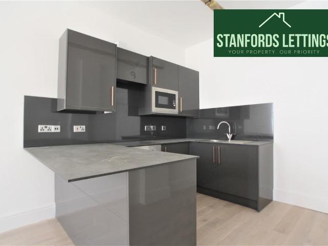 Studio for rent in Brunswick, Brighton