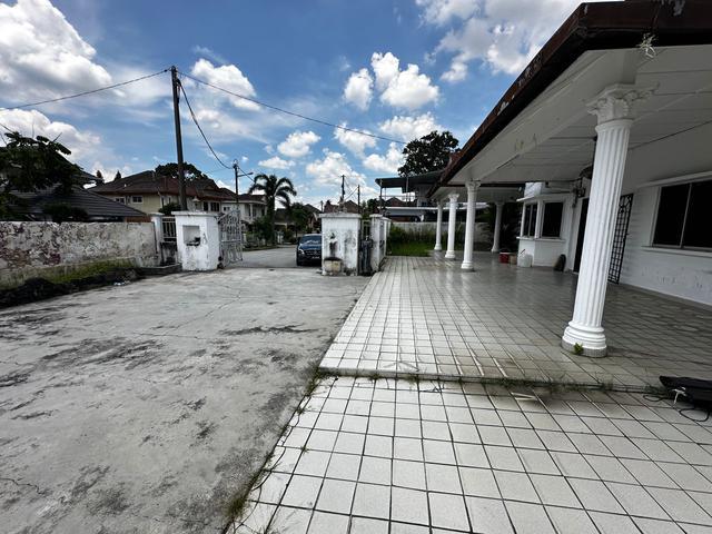 Bungalow for sale in Selayang, Selangor