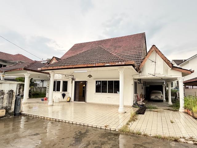 Bungalow for sale in Selayang, Selangor