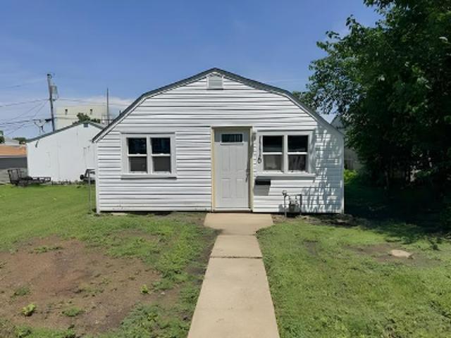 House for sale in Linn, Iowa