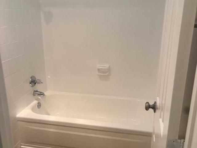 Apartment for rent in Huntington Beach, California
