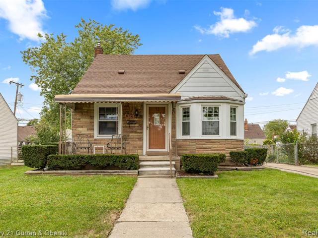 House for sale in Weber Heights Subdivision, Allen Park