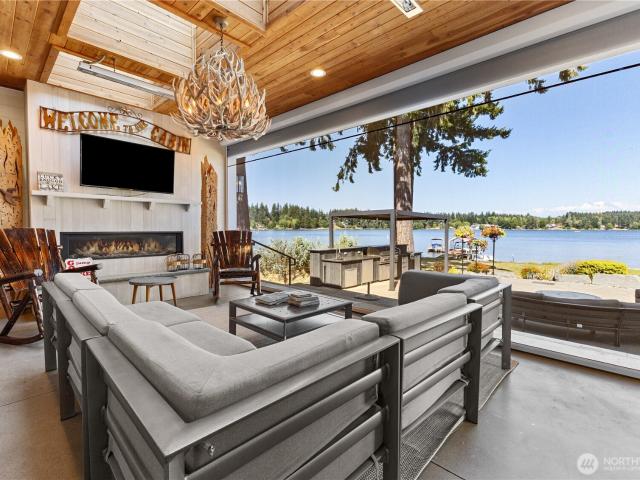 House for sale in Thurston, Washington