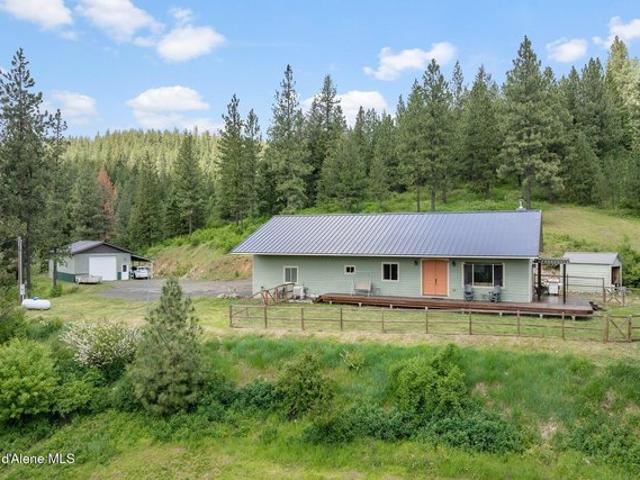 House for sale in Saint Maries, Idaho