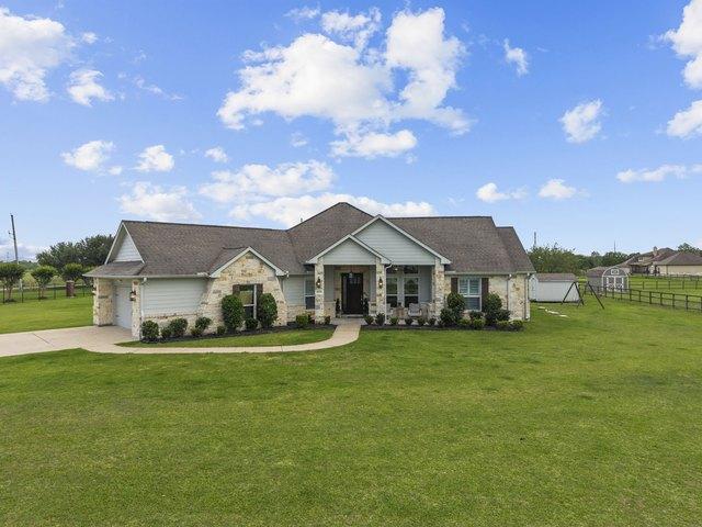 House for sale in Santa Fe, Texas