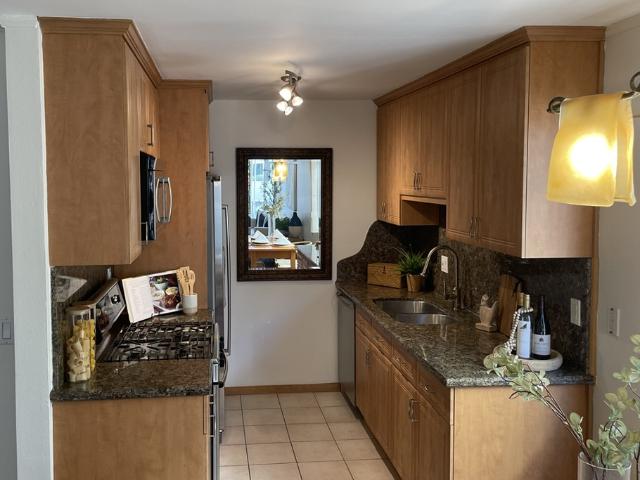 Condo for sale in Hermosa Beach, Los Angeles County