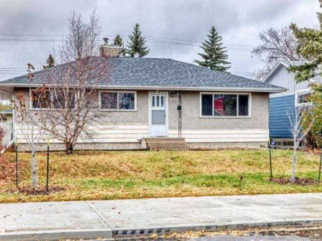 House for sale in Meadowlark Park, Edmonton