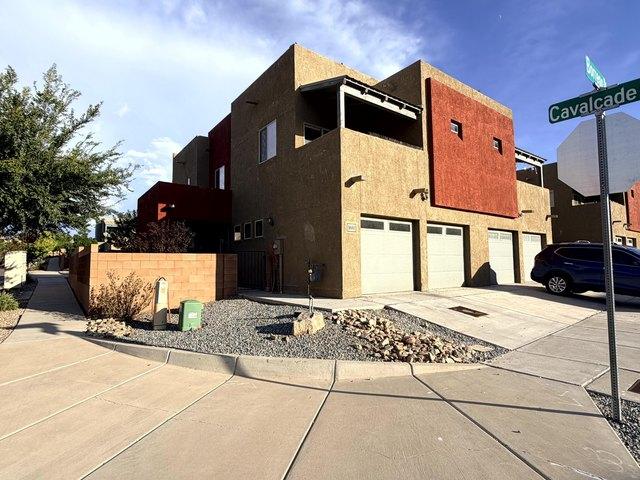 Townhouse for sale in Albuquerque, Bernalillo County