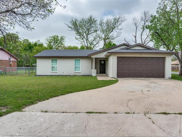 Property for sale in Benbrook, Texas