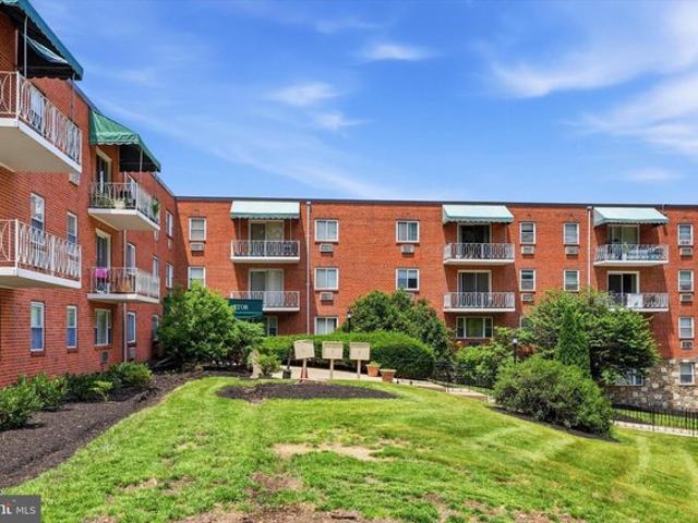 Condo for sale in Wyncote, Pennsylvania
