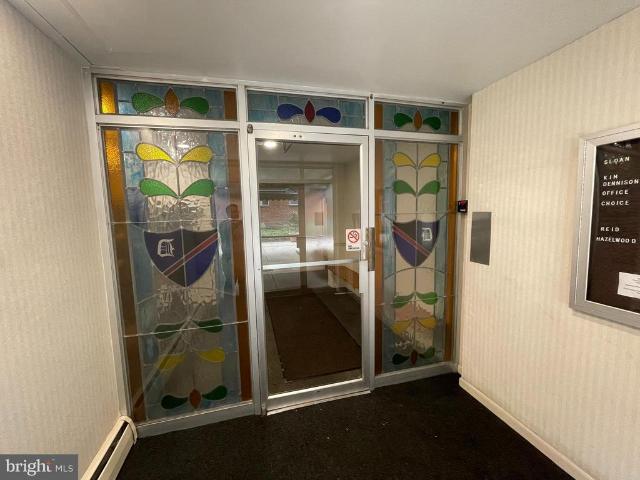 Condo for sale in Wyncote, Pennsylvania