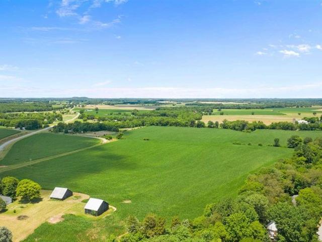 Land for sale in Simpson, Kentucky