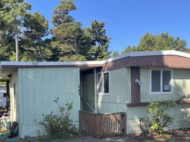 House for sale in Florence, Lane County