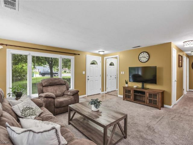 House for sale in Summit, Ohio