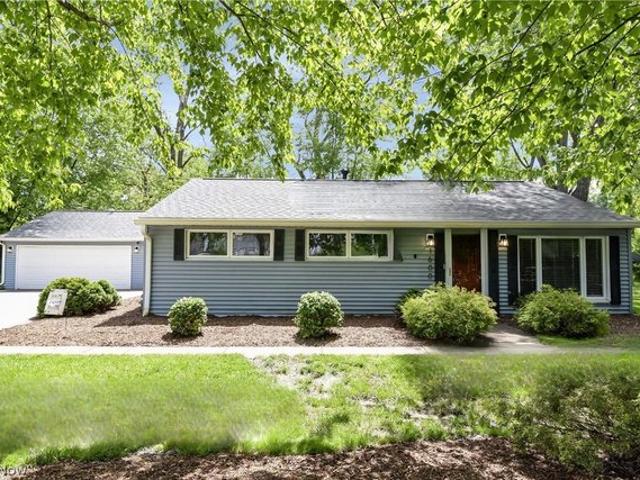 House for sale in Summit, Ohio